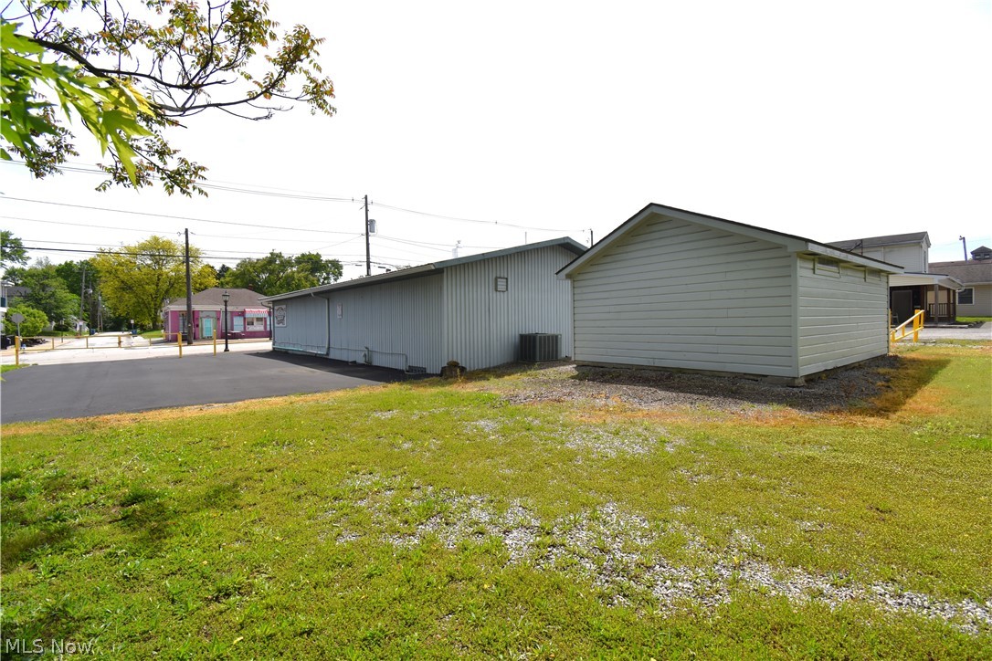 134 North Main Street Hubbard OH 44425