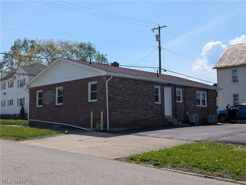 293 N Ellsworth Avenue Salem OH 44460