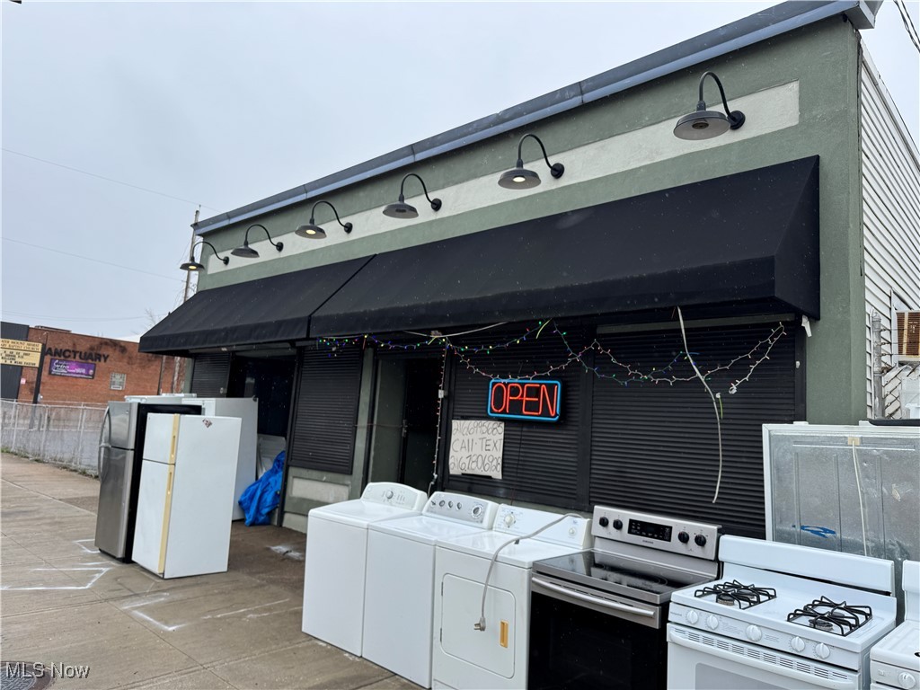 3990-94 E 131st Street Cleveland OH 44105