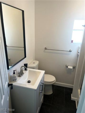 129 E 9th Street Lorain OH 44052