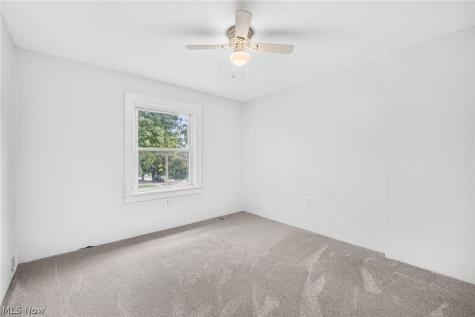 1906 3rd Street Cuyahoga Falls OH 44221
