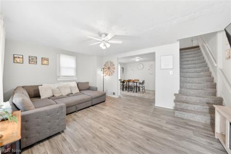 1906 3rd Street Cuyahoga Falls OH 44221