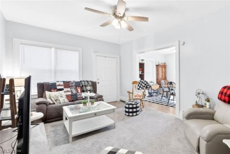 1906 3rd Street Cuyahoga Falls OH 44221
