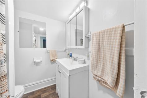 1906 3rd Street Cuyahoga Falls OH 44221