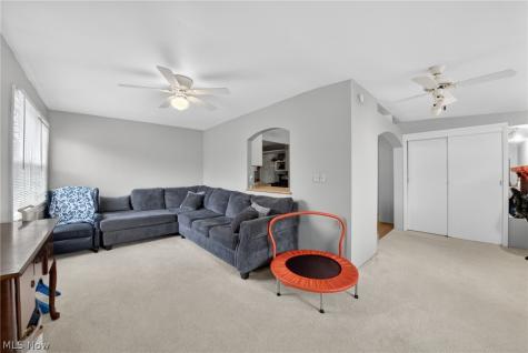1906 3rd Street Cuyahoga Falls OH 44221