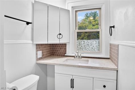 1906 3rd Street Cuyahoga Falls OH 44221