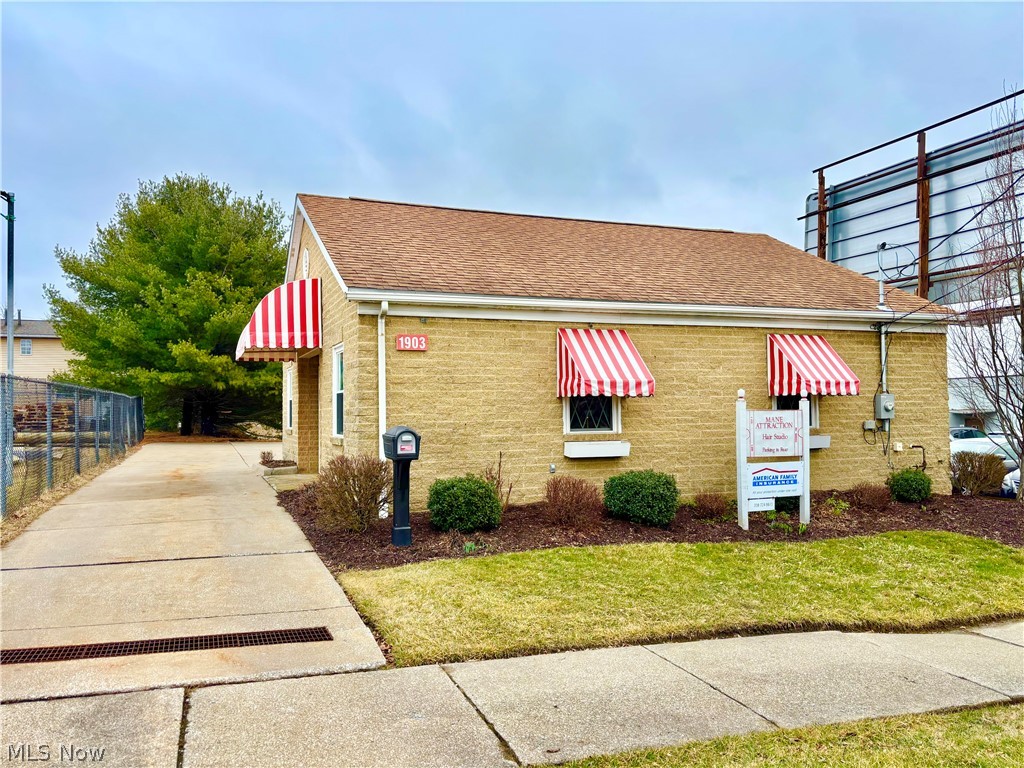 1903 Brown Street Akron OH 44301