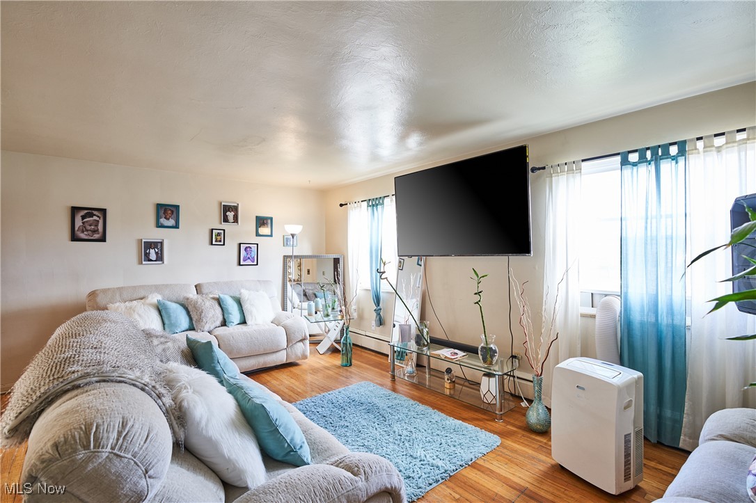 1608 Coventry Road East Cleveland OH 44118