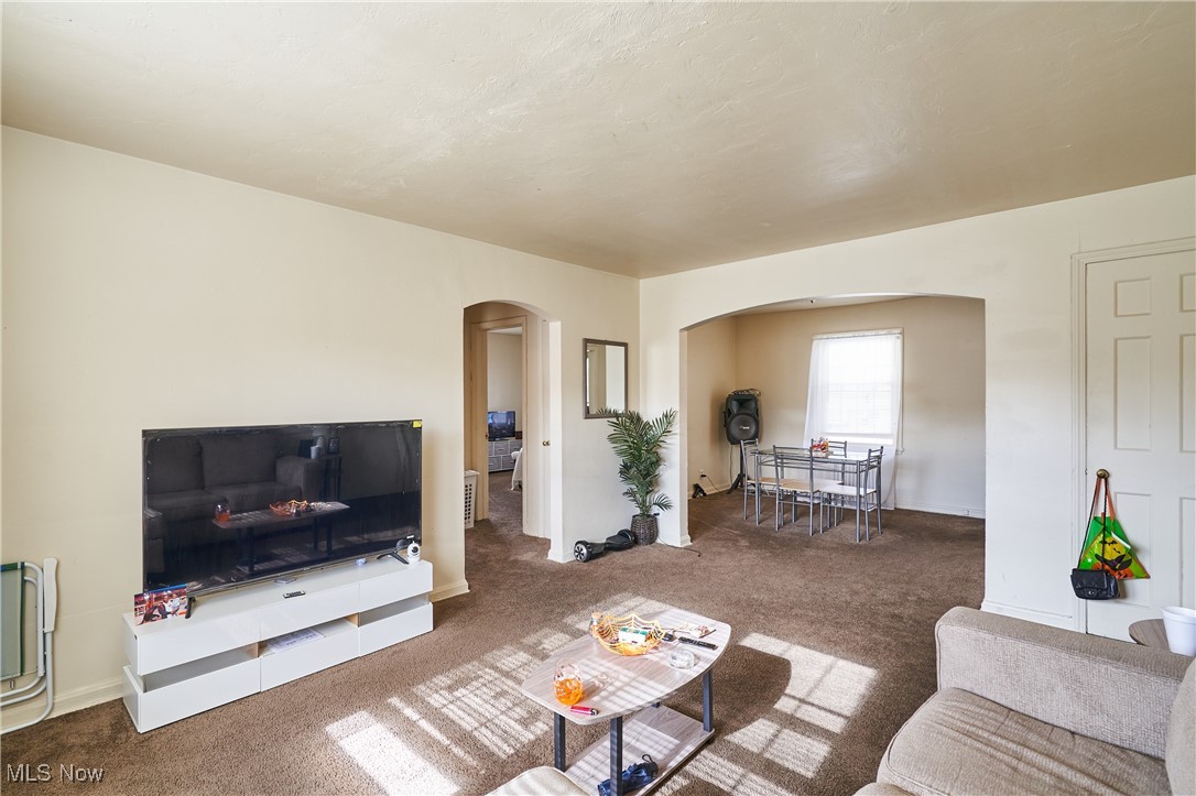 1608 Coventry Road East Cleveland OH 44118