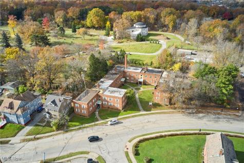 1608 Coventry Road East Cleveland OH 44118