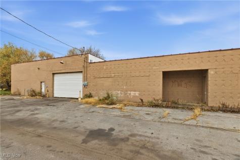 3158 Omaha Avenue Lorain OH 44055