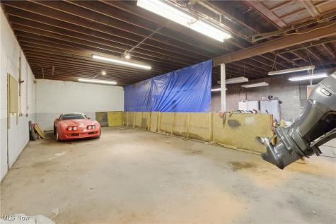 3158 Omaha Avenue Lorain OH 44055