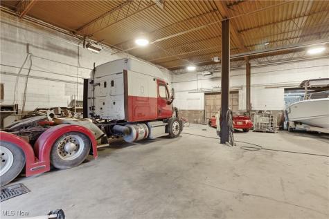 3158 Omaha Avenue Lorain OH 44055