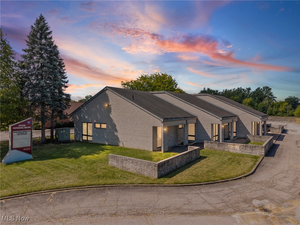 4520 Oberlin Avenue Lorain OH 44053