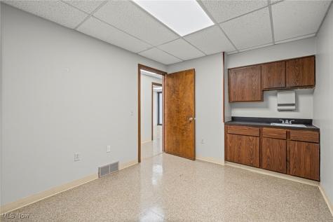 4520 Oberlin Avenue Lorain OH 44053