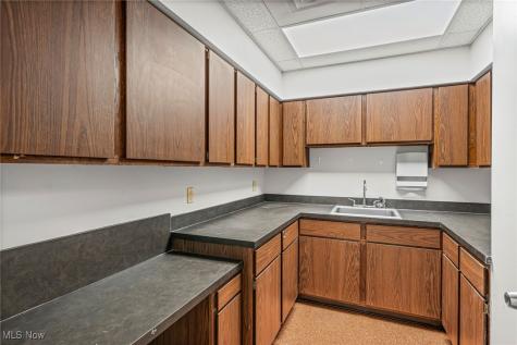 4520 Oberlin Avenue Lorain OH 44053