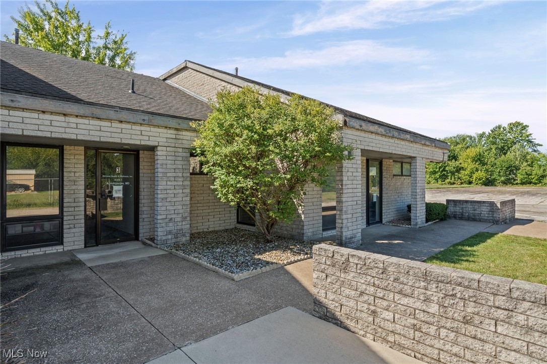 4520 Oberlin Avenue Lorain OH 44053