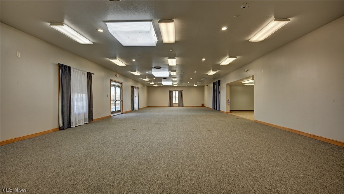 14232 Lincoln Way E Dalton OH 44618