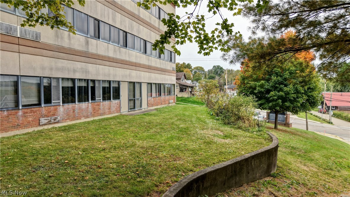 439 E Jackson Street Millersburg OH 44654