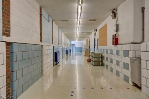 439 E Jackson Street Millersburg OH 44654