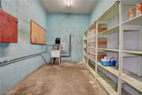 439 E Jackson Street Millersburg OH 44654