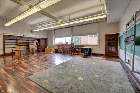 439 E Jackson Street Millersburg OH 44654