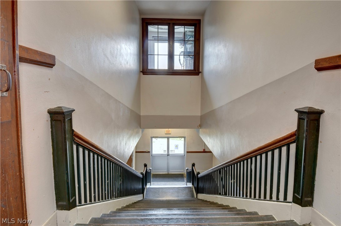 439 E Jackson Street Millersburg OH 44654