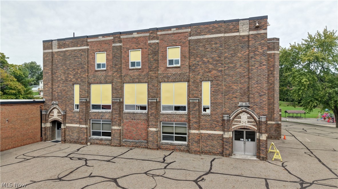 439 E Jackson Street Millersburg OH 44654