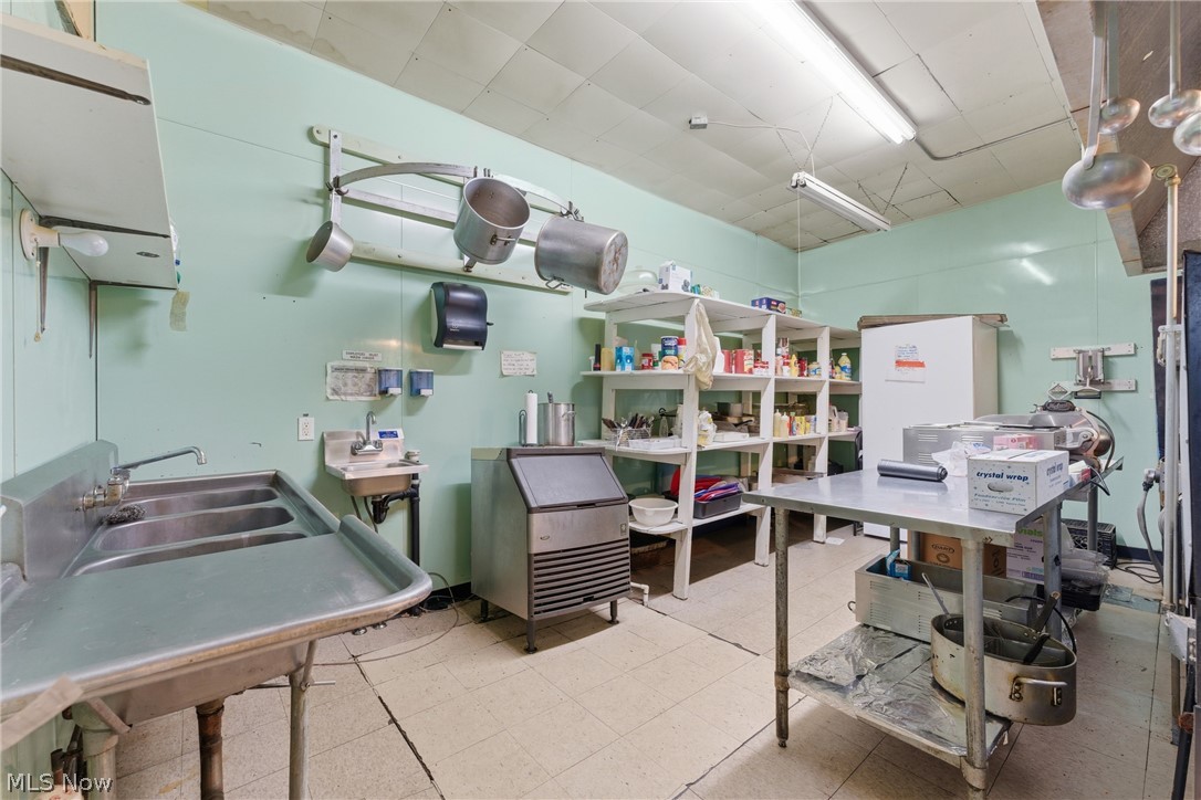 3013 Tuscarawas Street W Canton OH 44708