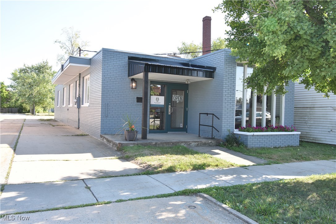 18 E Jefferson Street Jefferson OH 44047