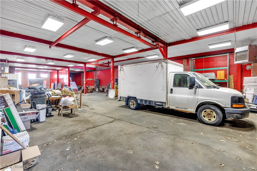 2032 W 105th Street Cleveland OH 44102