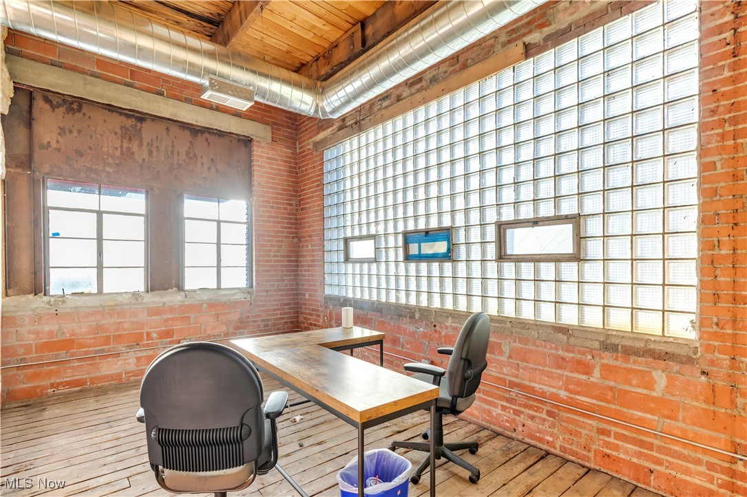 2032 W 105th Street Cleveland OH 44102