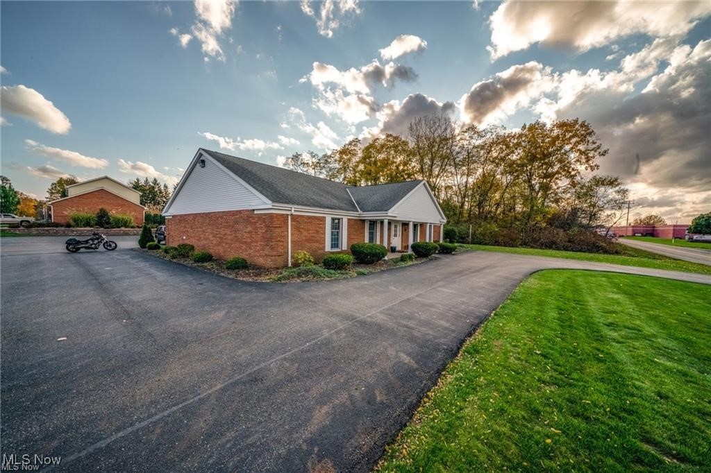 1420 W Main Street Alliance OH 44601