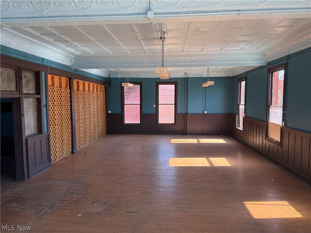 622 Wheeling Avenue Cambridge OH 43725