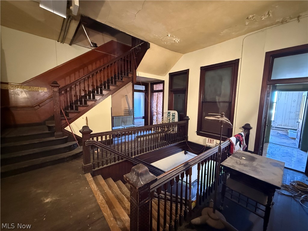 622 Wheeling Avenue Cambridge OH 43725