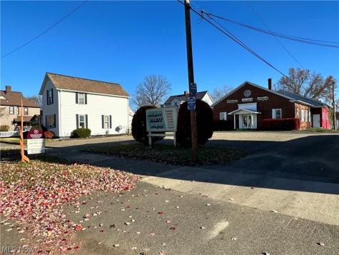 318 E 4th Street Dover OH 44622