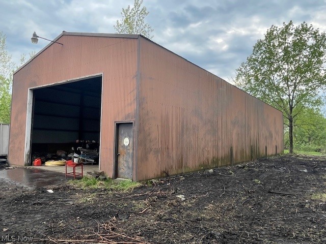 Broadway Avenue NE Louisville OH 44641