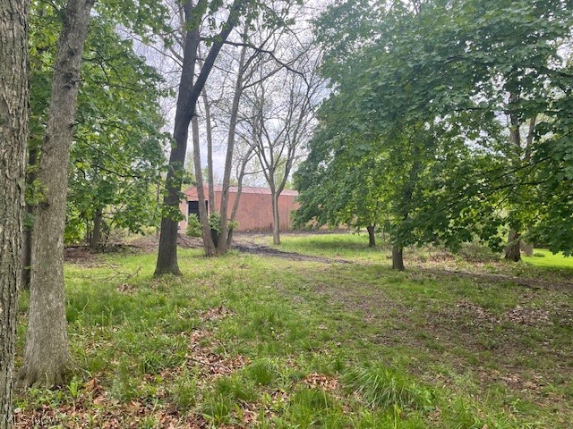 Broadway Avenue NE Louisville OH 44641