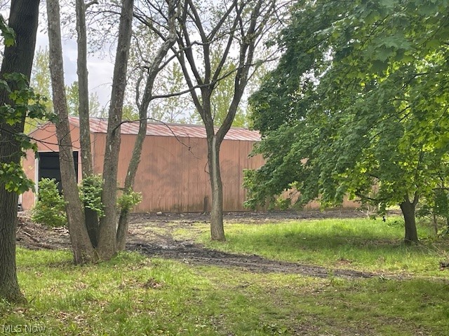 Broadway Avenue NE Louisville OH 44641