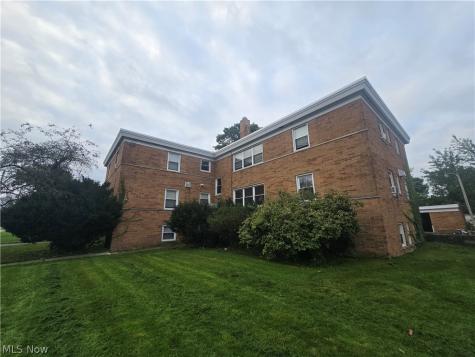 2502 Noble Road Cleveland Heights OH 44121