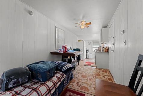 203 E Maple Street Hartville OH 44632