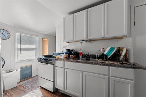 203 E Maple Street Hartville OH 44632