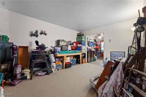 203 E Maple Street Hartville OH 44632