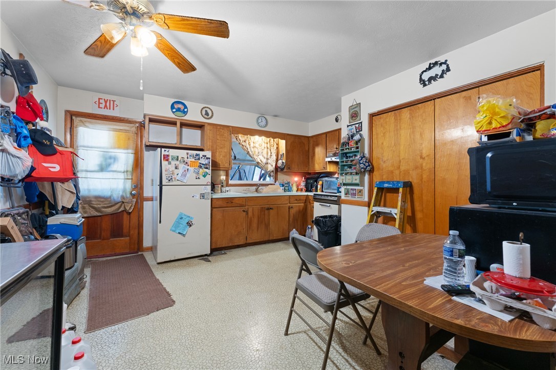 203 Maple Street E Hartville OH 44632