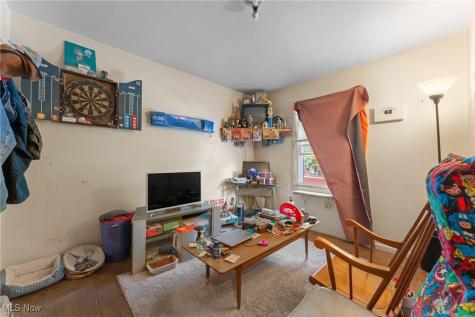 203 E Maple Street Hartville OH 44632