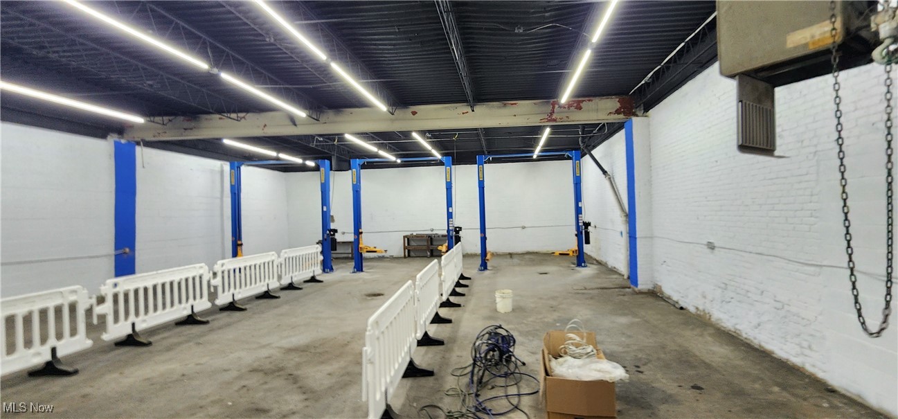 15542 Saint Clair Avenue Cleveland OH 44110