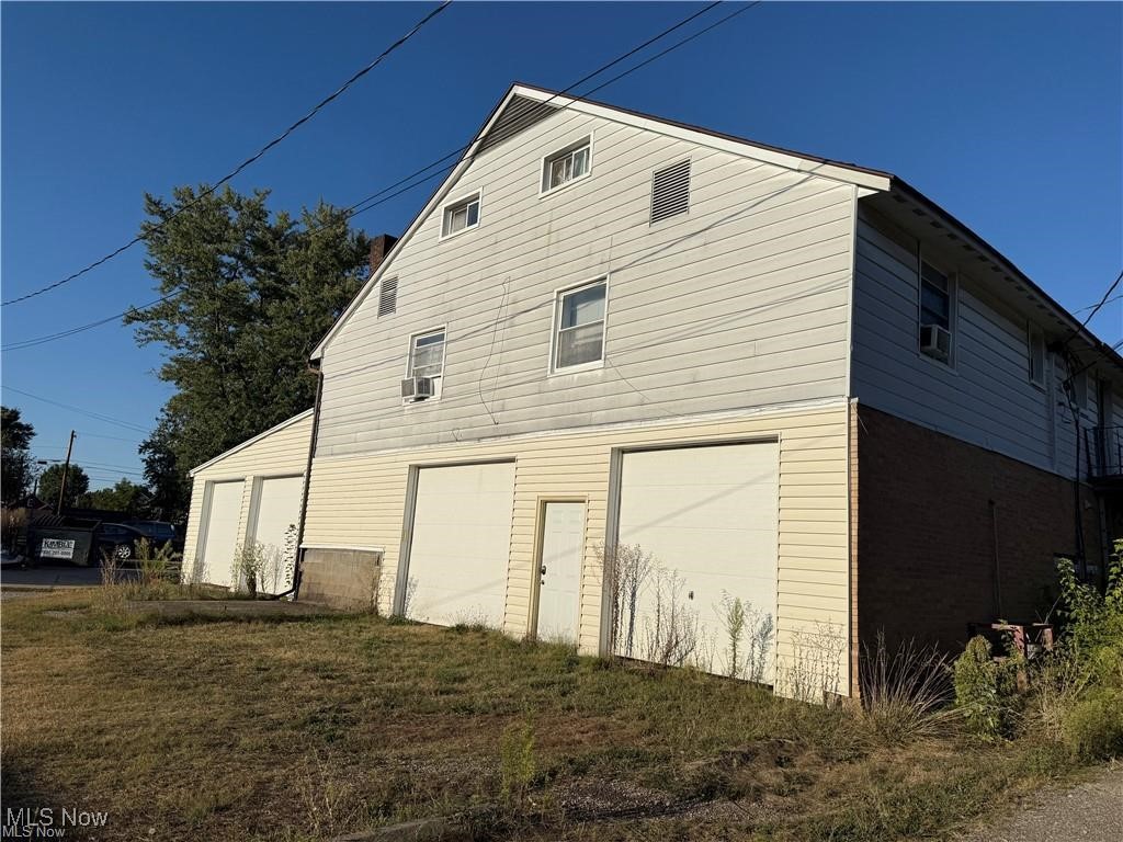 126 4th Street SW Strasburg OH 44680