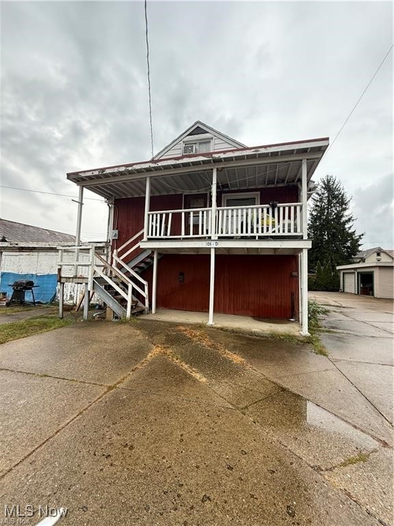 126 4th Street SW Strasburg OH 44680