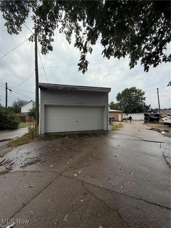 126 4th Street SW Strasburg OH 44680
