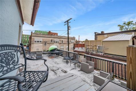 1386 Cranford Avenue Lakewood OH 44107